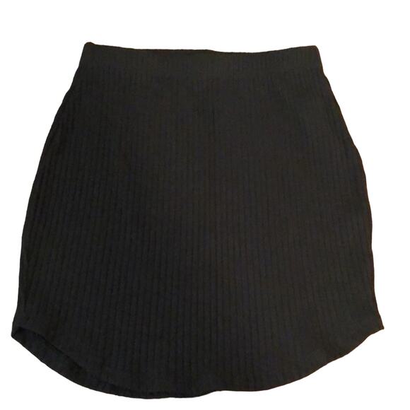 Cotton On Dark Olive Green Ribbed knit Mini Skirt Size XS Bodycon Curved Hem - Picture 3 of 8